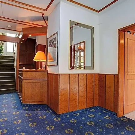 Centro Arde Koln, Trademark Collection By Wyndham 3*
